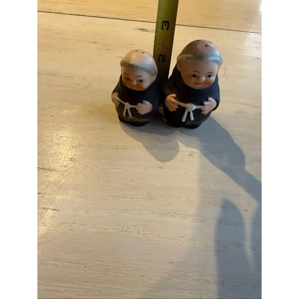 Goebel Vintage Frair Monk Tuck Salt & Pepper Shaker